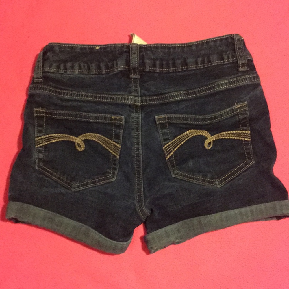 Shorts - Picture 2 of 2